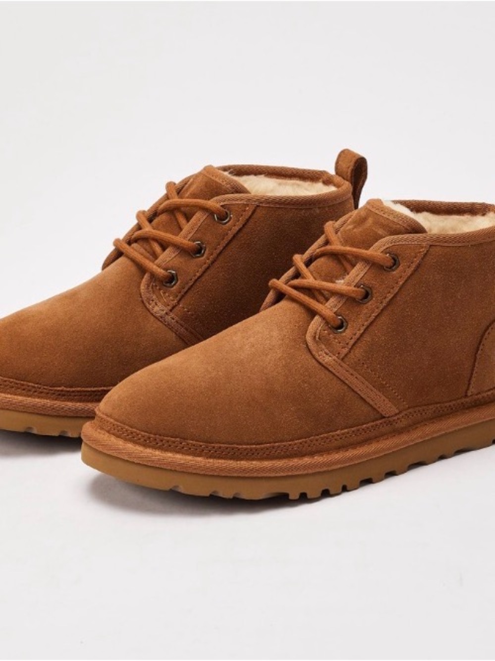 NWOT UGG Neumel Chukka Suede Wool Lace Up Ankle Boots Chestnut size 9 Women